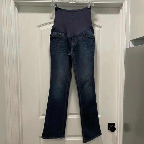 Old Navy Full Panel Bootcut Maternity Jeans - Picture 3 of 6